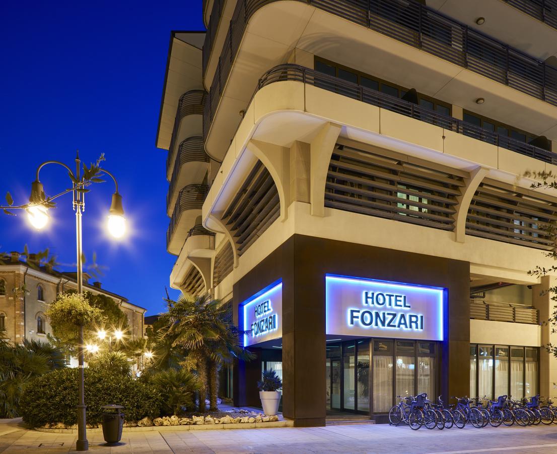 Hotel Fonzari Градо Екстер'єр фото