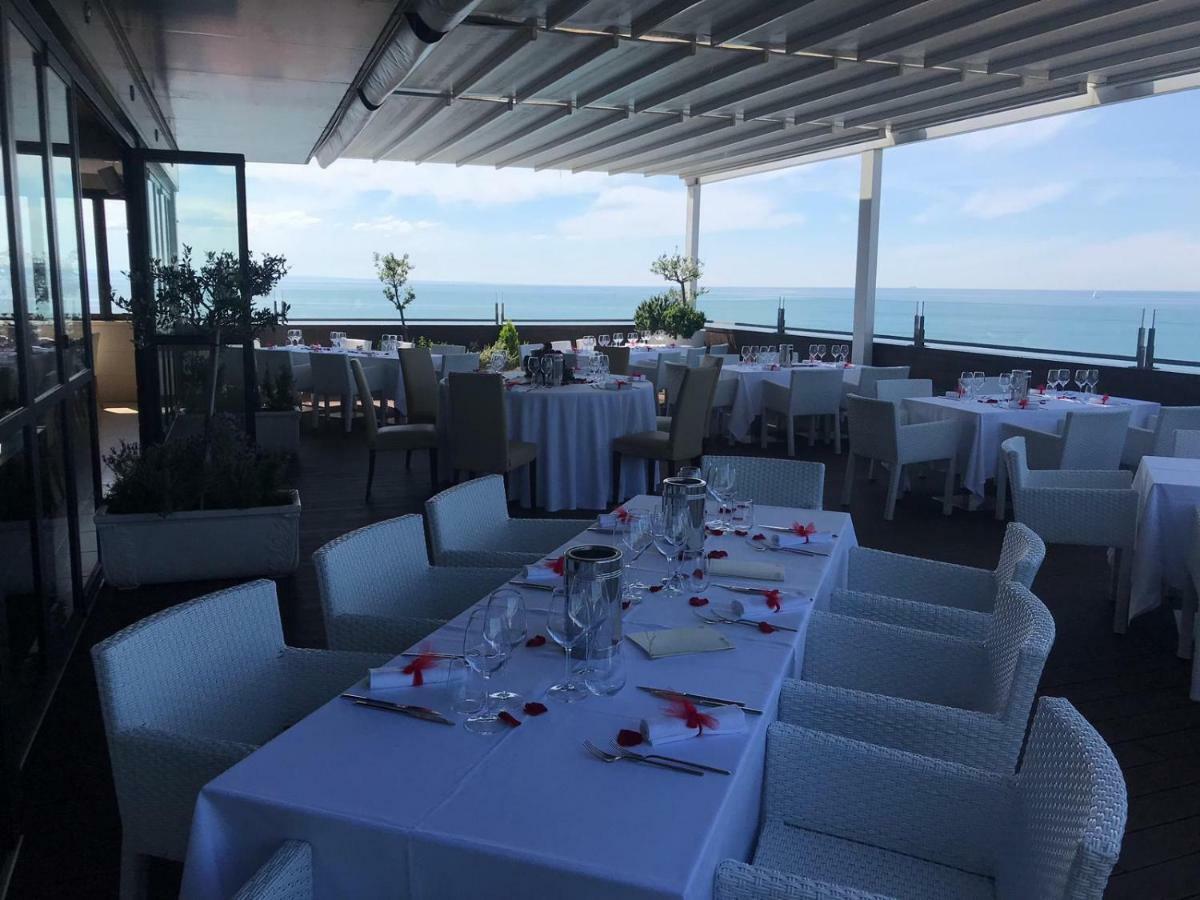 Hotel Fonzari Градо Екстер'єр фото
